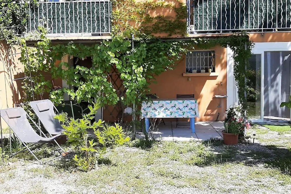 T.Belle Vue Panoramique Au Coeur Du Luberon 40M2 + Pergola . Jardin. P Apartment Apt France